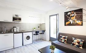 GregBnb - Studio moderne - CLIMATISÉ - Terrasse végétalisée